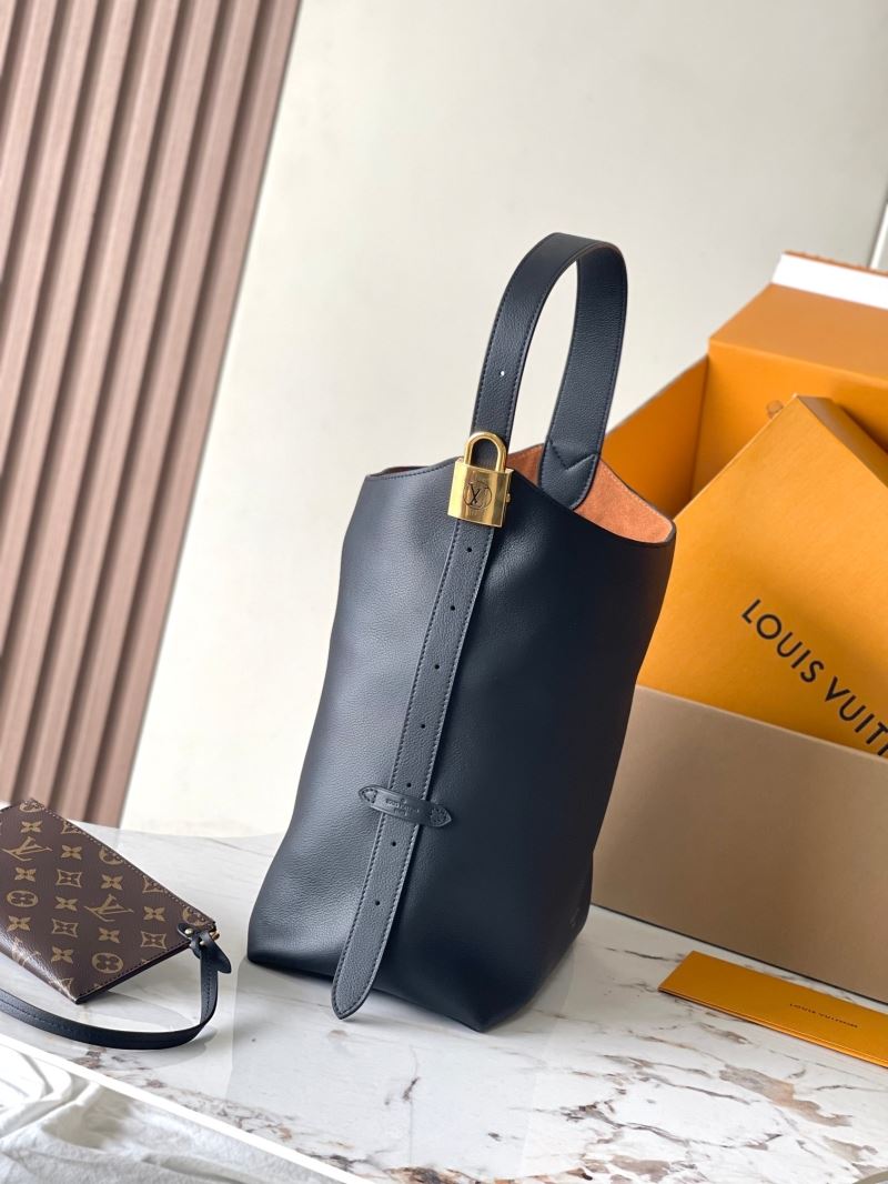 LV Hobo Bags